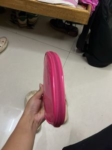 Pink lip-Shaped Cosmetic Pouch