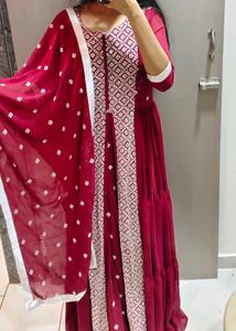 Elegant Maroon Embroidered Kurta