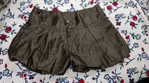 Sparkly High-Waisted balloon Shorts