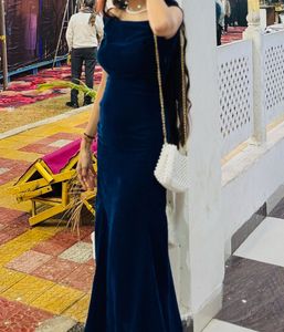 Elegant Navy Blue Velvet Dress