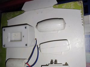 Lightly Used Electric Items