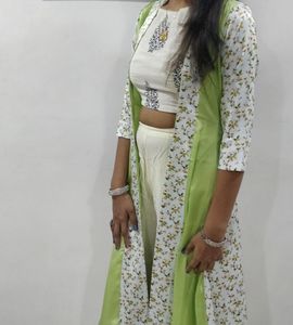 Elegant Ethnic Co-ord Set with Jacket