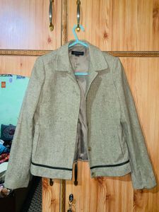 Classic Women's Tweed Jacket