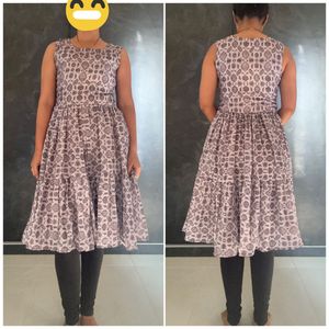 Elgent dress with belt