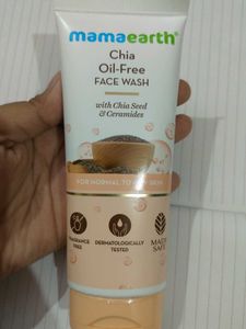 Mamaearth Chia Oil-Free Face Wash
