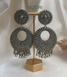 Stylish Oxidized Silver Jhumka Earrings 🪷🦢