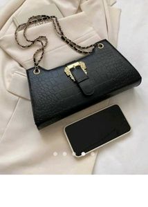 Chic Black Croc Embossed Chain Shoulder Bag