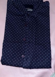 Men's Printed Button-Down Shirt