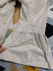 Elegant Beige Kurta with Delicate Embroidery