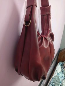 Chic Burgundy Shoulder Bag