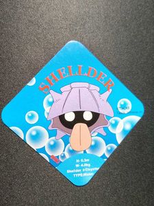 Pokemon Diamond card collectible - SHELLDER