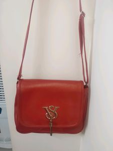 Red Slingbag