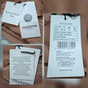 Madame dress with tag and belt