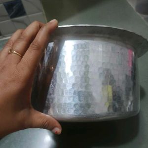 Aluminum Cooking Pots (Set of 2)