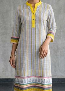 Comfortable Checkered Kurta with Yellow Accents