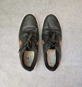 Casual Black & Brown Sneakers