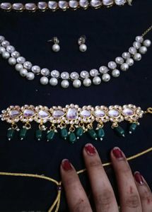 Elegant Kundan &amp; Pearl Jewellery Set