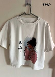 White  Print Tee crop