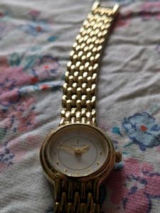 D'signer Gold plated ladies watch