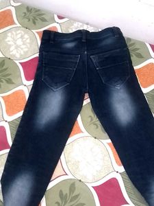 Graphic Print Jeans