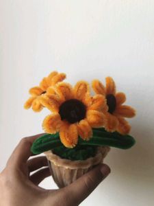 Cute Pipe Cleaner Sunflower Pot