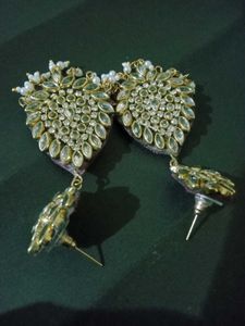 Elegant Kundan Drop Earrings