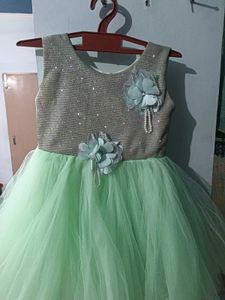 Net Frock New Condition