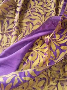 Elegant saree with Floral brasso print