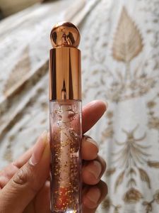 Sparkling Lip Gloss - Add Shine &amp; Glamour