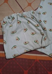 💥  Cute Avocado Pajama Set 💥