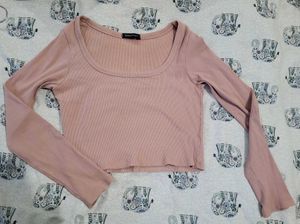 Women's Pink Ribbed Long Sleeve Crop Top
