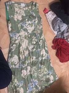 Chic Floral Print Sleeveless Dress