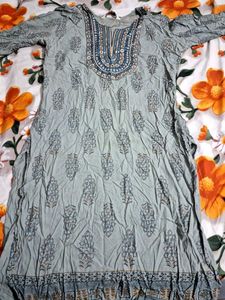 Elegant Kurta Set with Pants
