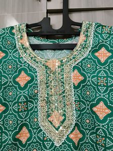 Pure Cotton Embellished Green Bandhani Kurta
