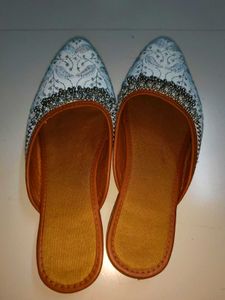 White Design Jaipuri Jutti 👠👟