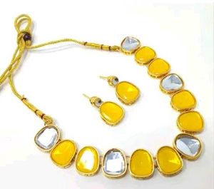 2 Jewellery Sets in yellow &amp; green colour