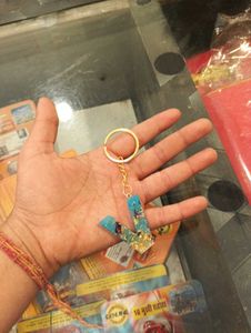 Resin Keychain - Letter V