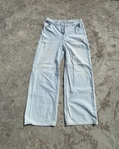 Light Wash Wide Leg Jeans