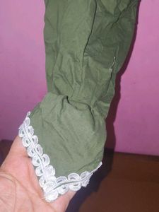 Elegant Green Kurta and pent with Lace Detailing