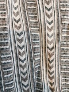 Elegant Striped Kurta with Delicate Neckline