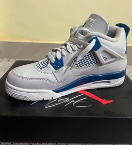 Air Jordan 4 Retro Military blue
