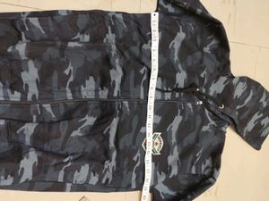 Camouflage Zip-Up Hoodie