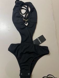 SHEIN Black Lace-Up Cutout Bikini Top