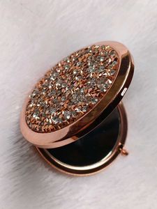 Mac bridal studded gold mirror 💕♥️