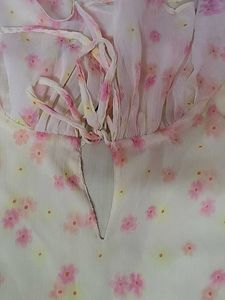 Cute Floral Print Blouse