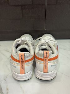 Reebok Sneakers