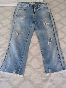 Distressed Light Wash Straight Leg Jeans