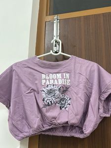 Balloon crop top
