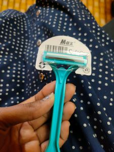Razor Set Of 12