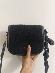 Black Heart Crossbody Bag